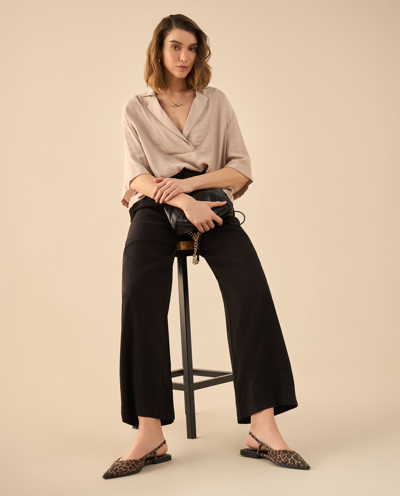 Pantalón de tono ultra oscuro para mujer