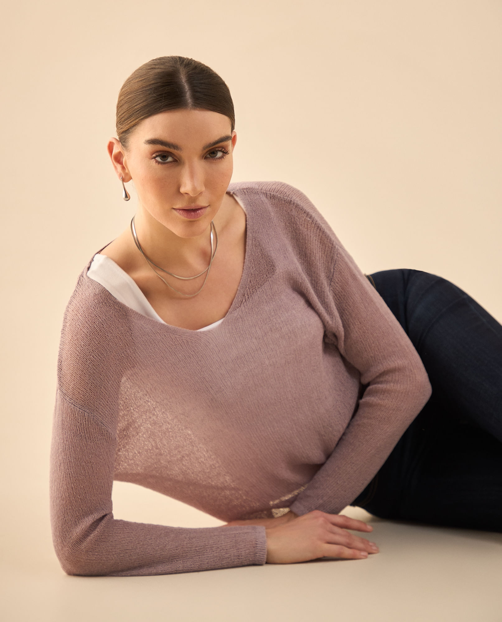 Camisa tejida con escote en V para mujer
