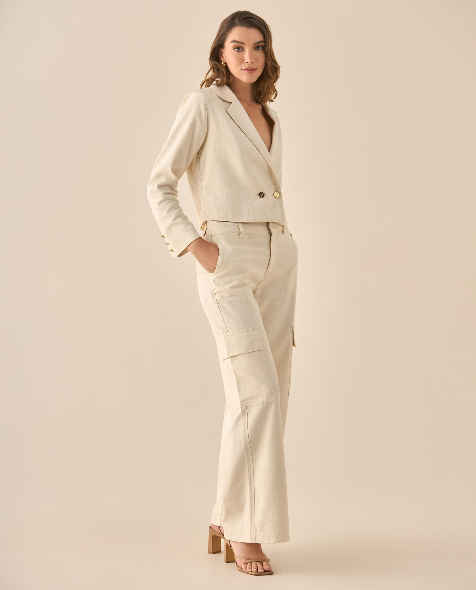 Pantalón tipo cargo para mujer