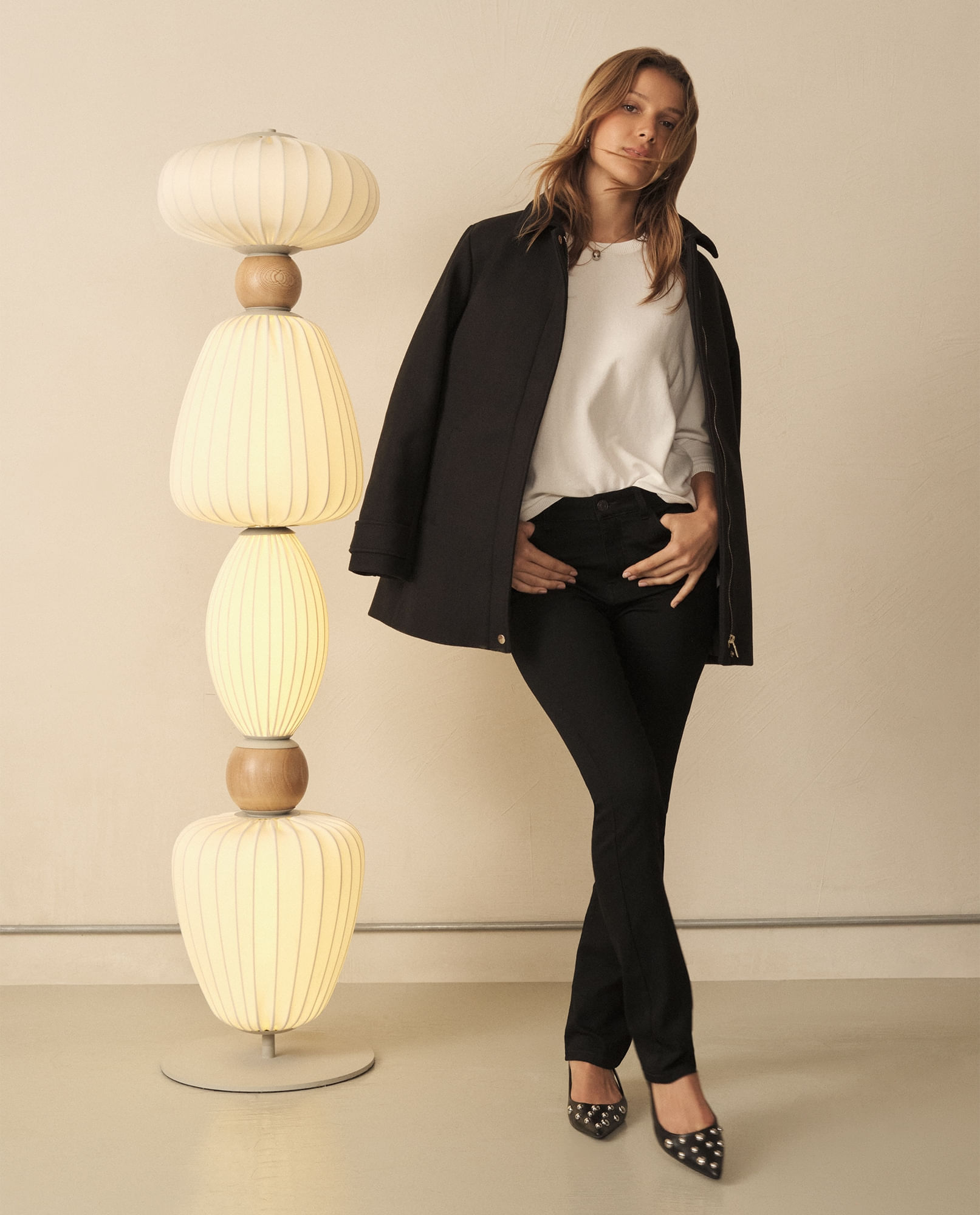 Jean Slim en black denim para mujer