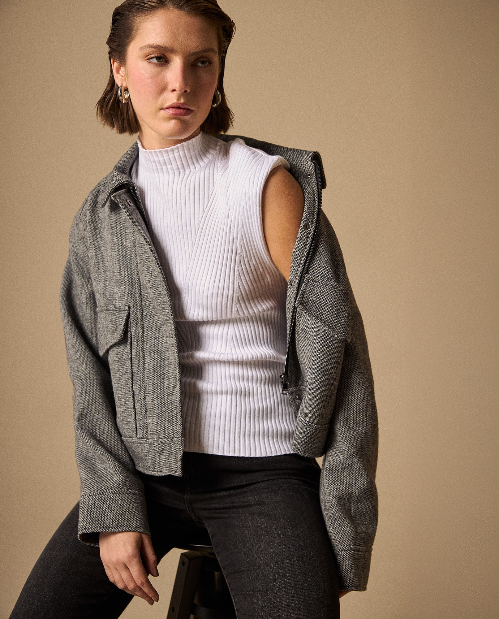 Camisa Tejida Cuello Alto Sin Mangas