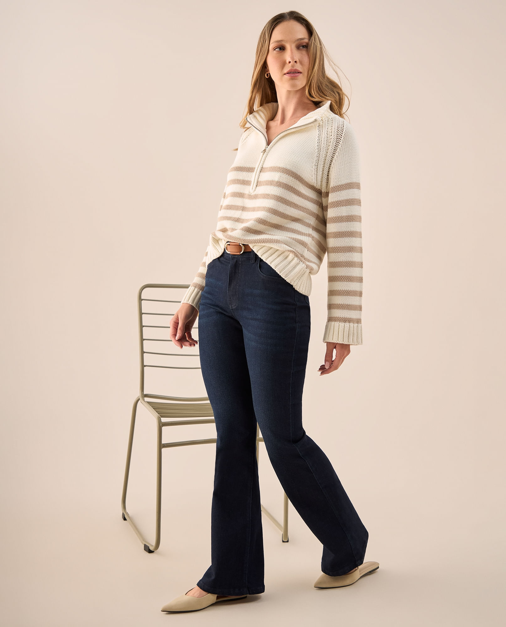 Jean Flare Azul Oscuro Tiro Alto