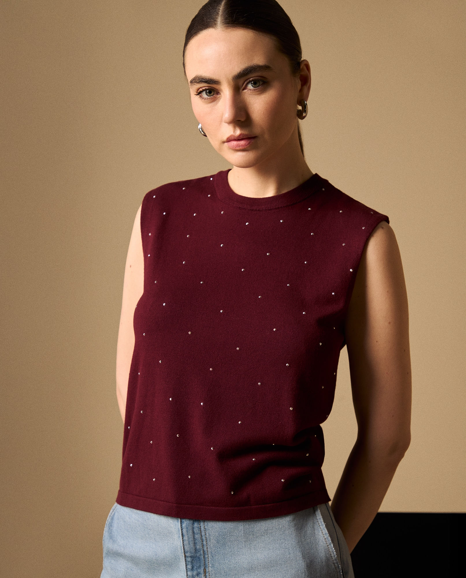 Camiseta Morado con Aplicaciones Brillantes